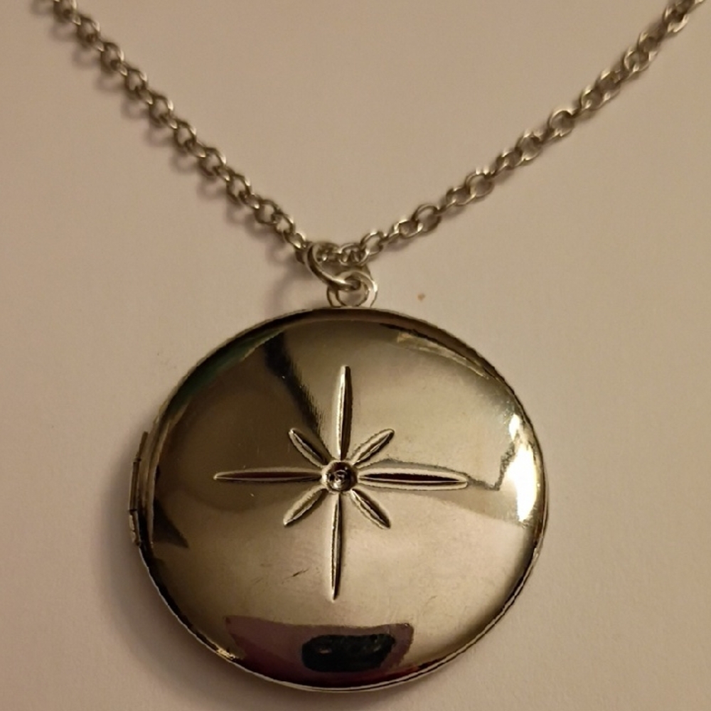Elegant Silver Locket Necklace
